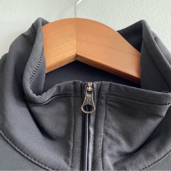 Lululemon Black Pullover Half Zip Sweatshirt Luxtreme 6 “Kriss Cross” Reflective - Picture 6 of 12